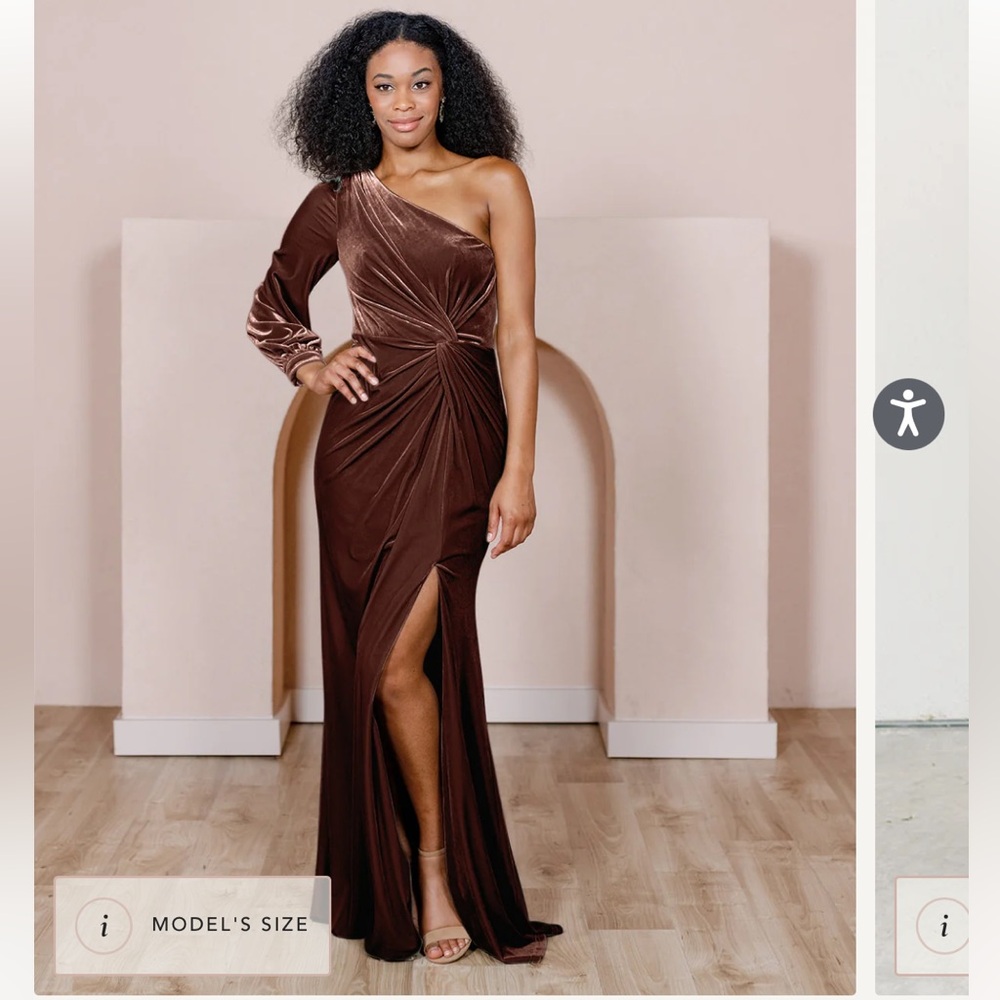 Revelry Aurora Velvet Dress - Mahogany